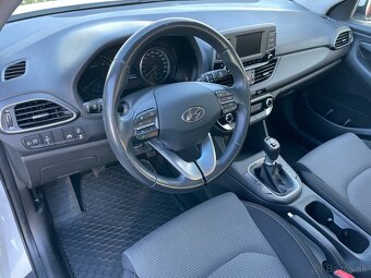 Hyundai i30 Combi 1.6CRDi ČR 1.Maj. - 10