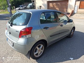 predam Toyotu Yaris, benzin - 10