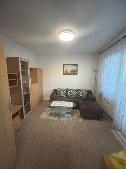 Prenájom 1 i zariadeného bytu s balkónom vo Zvolene/Sekier - 10