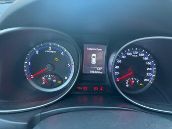 Hyundai Santa Fe - 10