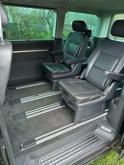 VW Multivan Highline 2.0 TDI 132 kw 4 Motion - 10