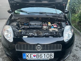 Fiat Punto Grande - 10