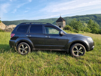 Subaru Forester 2.0D AWD - 10