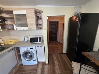 prenájom zariadený 1iz. byt, 30 m2 + loggia, Dubnica n/V. - 10