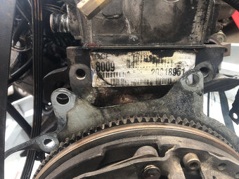 Motor BMW E39 - 10
