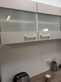 Kapučínová moderná kuchyňa ALEX - 10