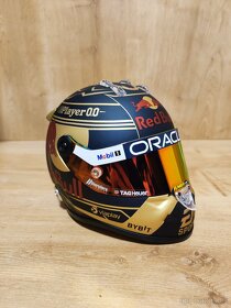 Max Verstappen - Majstrovska prilba - Red Bull racing F1 - 10