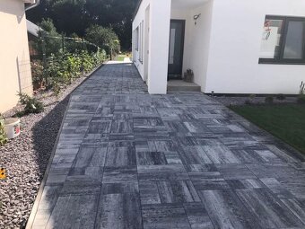 Pokládka zámkovej dlažby - 10