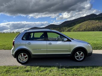 Predám VW Polo Cross 1.2 benzin 51kw - 10