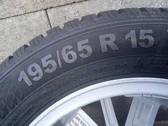 VW Golf 7 15"..195/65 R15 XL originál hliníkové disky - 10
