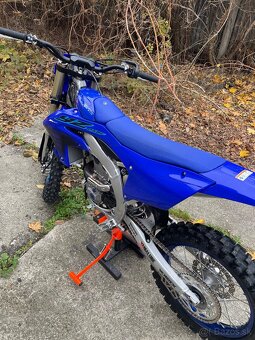 Yamaha YZF250 - 10