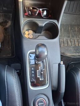 Mitsubishi Outlander - 10