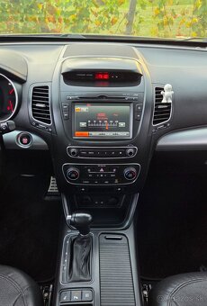 Kia Sorento 2.2 CRDi 145KW/197 koní R.V.10/2012 - 10