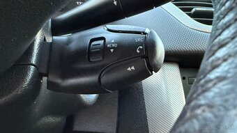 Peugeot 207 1.4i 16v Panorama - 10