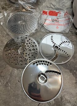 Bosch MultiTalent 8 MC812W501 kuchynský robot - 10