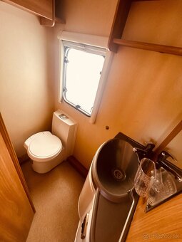 Karavan zn.SPRITE ALPINE SPORT380 - 10