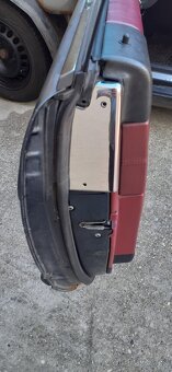 Predám diely na Mercedes CLK W208 - 10