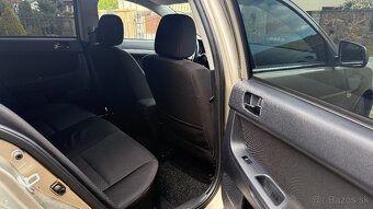 Mitsubishi Lancer - 10