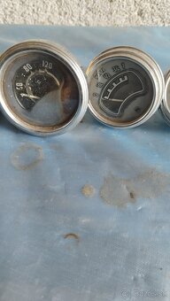 Predám rôzne budíky tachometre teplomery - 10