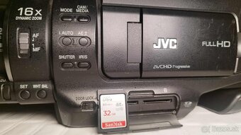 JVC GY-HM70E - 10