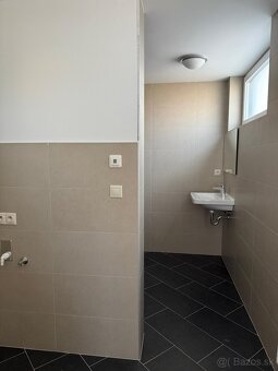 172m2 interiér a exteriér - 10