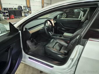 Tesla Model 3 Long Range - 10