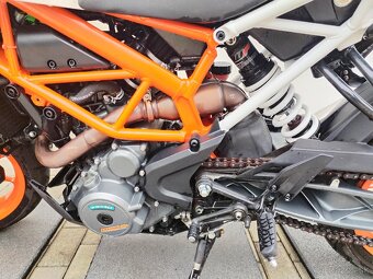 KTM DUKE - 390, r.2017 - 10