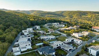 Luxusná 6-izb. vila s bazénom pri lese - 10