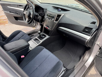 Subaru Outback 2.0 D Comfort - 10