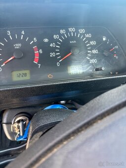 Lada Niva 1.7i - 10