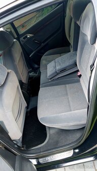 Peugeot 407 2.0HDI - 10