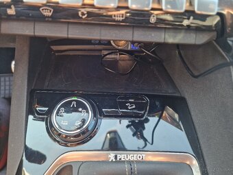 Predám Peugeot 5008 GT line - 10