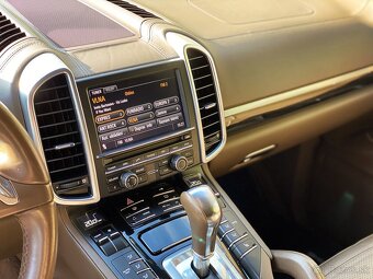 Porsche Cayenne 3.0 TDi 176 kW 2012 8-st automat - 10