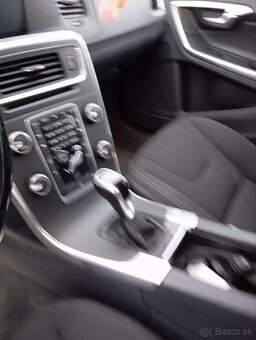 Volvo v60 - 10