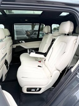 BMW X7 xDrive 40d M Sport / PANO / 7 MIEST - 10