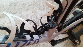 SPECIALIZED + Thule 591 ProRide. - 10