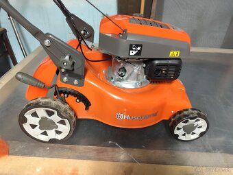 Kosačka Husqvarna - 10