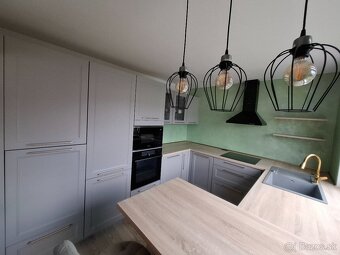 Na predaj krásny byt po novej, kompletnej rekonštrukcii - 10