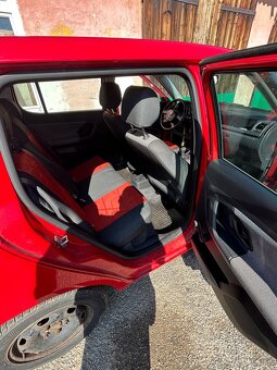 Skoda Fabia - 10
