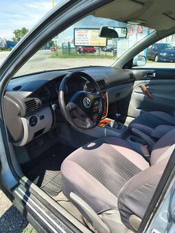Volkswagen Passat 1.9 TDI 4-Motion - 10