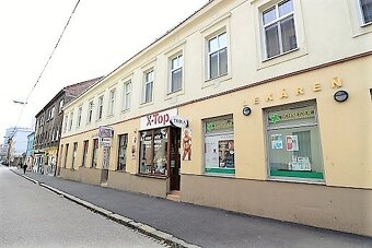 IHNEĎ VOĽNÝ 2i. BYT V CENTRE BRATISLAVY / KOLLÁROVO NÁM. - 10