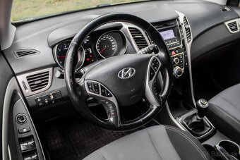 Hyundai i30 Combi 1.6 CRDi 81 kW 2015 - 10