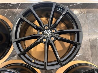 original vw passat pretoria r19 5x112 3G0601025BH - 10