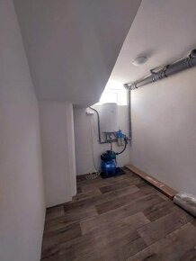 Krásny vínny domček na PREDAJ- Chotín, okr. Komárno - 10