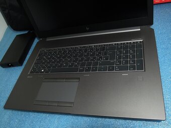Herný HP ZBook G6 17.3" Intel Xeon 5Ghz 1TB SSD RTX5000 32G - 10