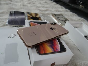 iPhone Xs 256GB gold s komplet prislusenstvom... - 10