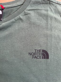 Triko The North Face Simple Dome - 10