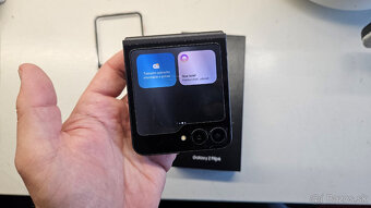 Samsung Galaxy Z Flip 6 256GB - aj vymením - 10