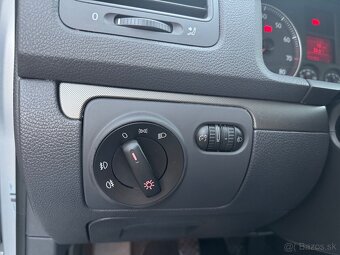 Volkswagen Golf V benzin - 10