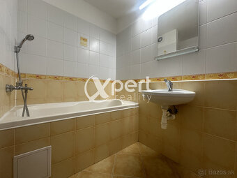 Na predaj 3 izbový byt s loggiou po kompletnej rekonštrukcii - 10